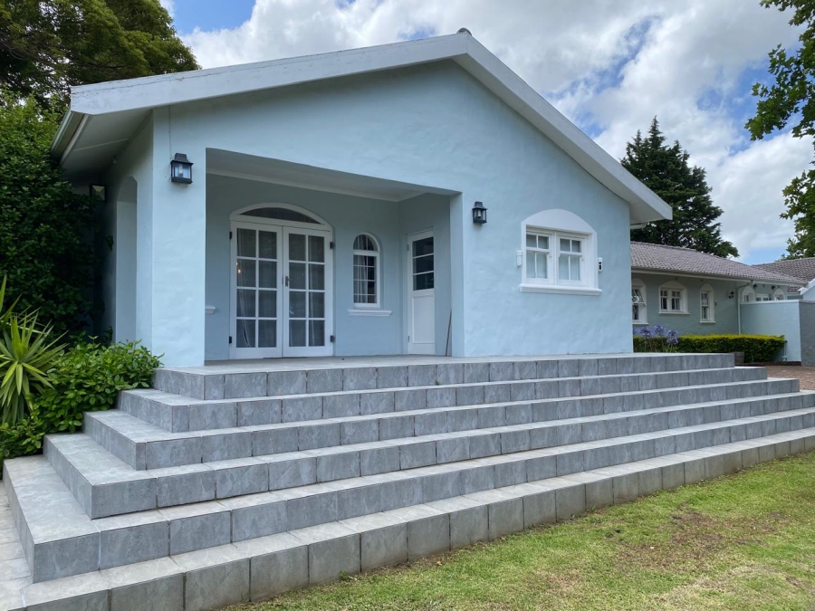 5 Bedroom Property for Sale in Constantia Western Cape